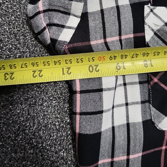 JACHS GIRLFRIEND Women's Shirt Size M Blue & Pink Plaid Short Sleeve Button Up - Picture 8 of 9